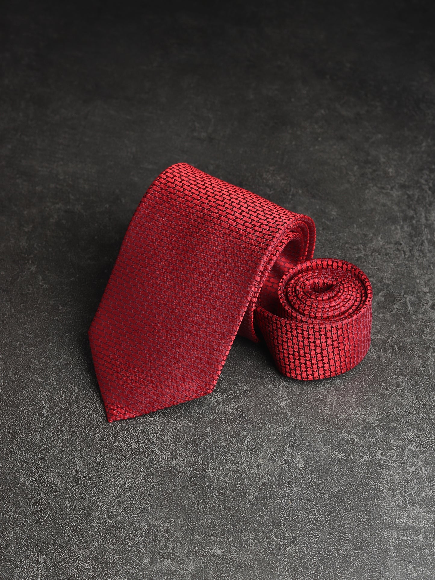 Kanthlangot Mens Red Pattern Necktie
