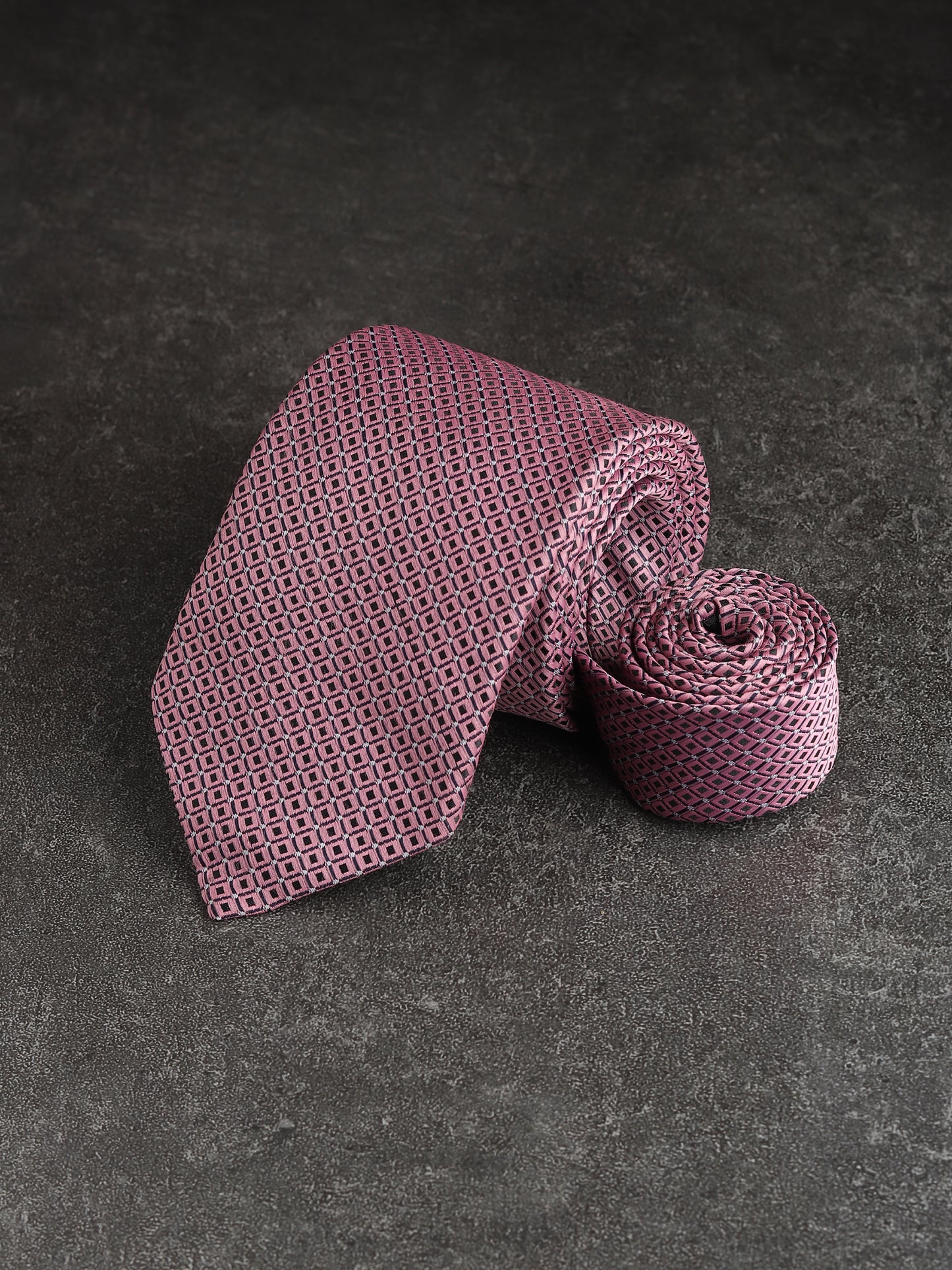 Kanthlangot Pink & Black Diamond Pattern Microfibre Necktie