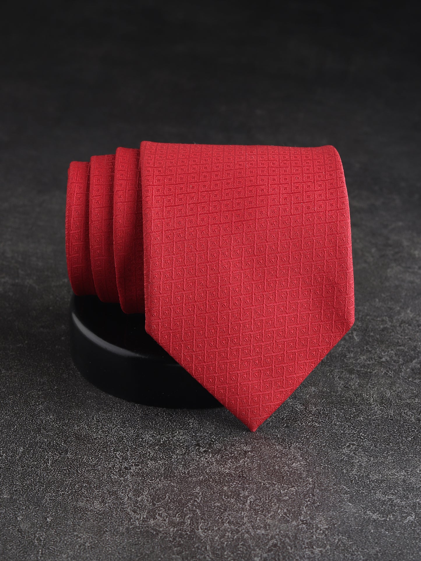 Kanthlangot Classic Red Textured Woven Necktie