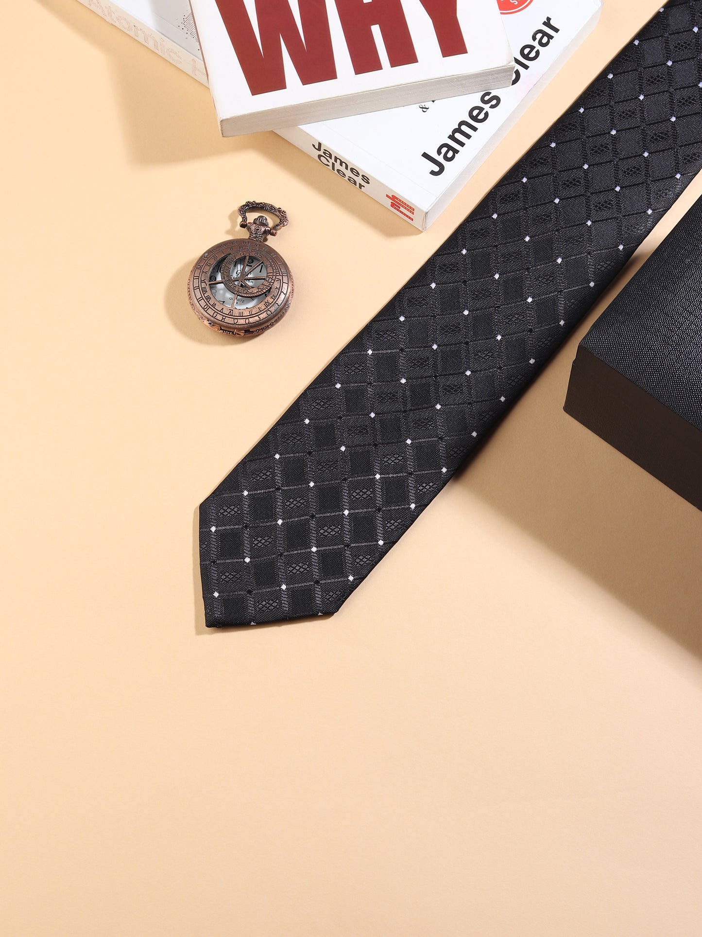 KanthLangot Black Diamond Pattern Men’s Necktie – Sophisticated Formal Accessory