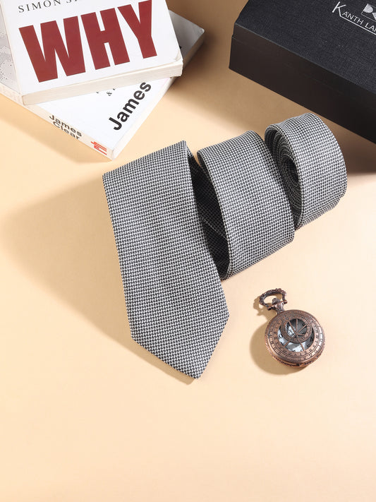Kanthlangot Men’s Classic Houndstooth Woven Tie – Black & White