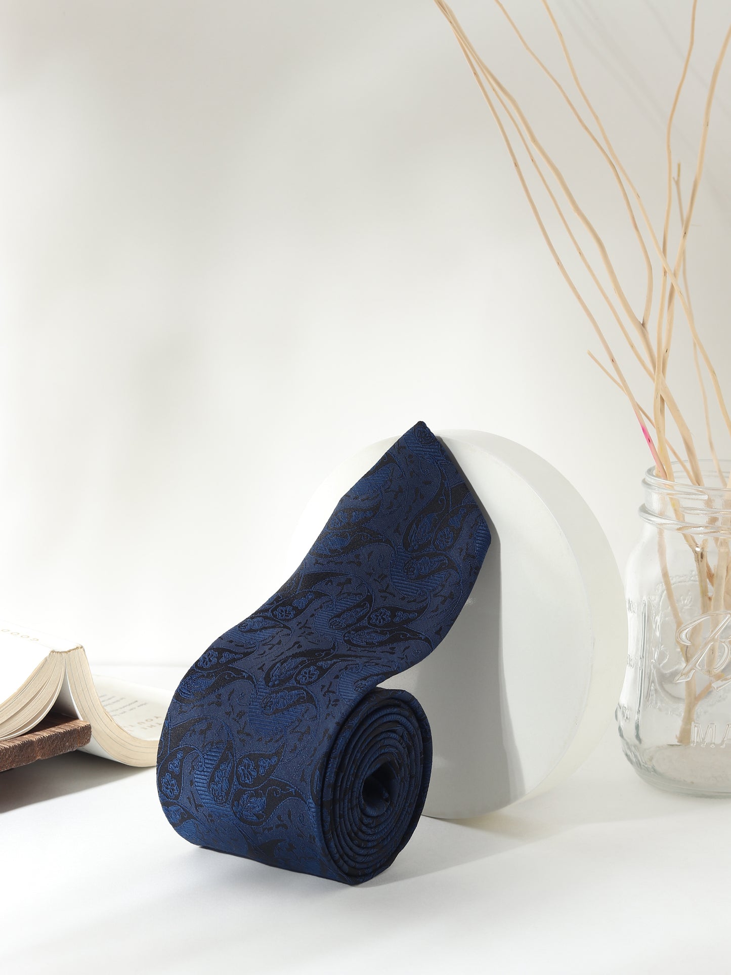 Kanthlangot Men’s Navy Blue & Black Paisley Necktie – Elegant Floral Design