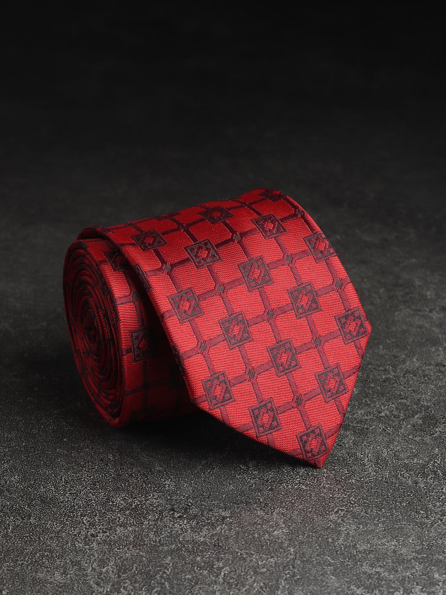 Kanthlangot Luxury Woven Necktie – Red & Black Square Pattern