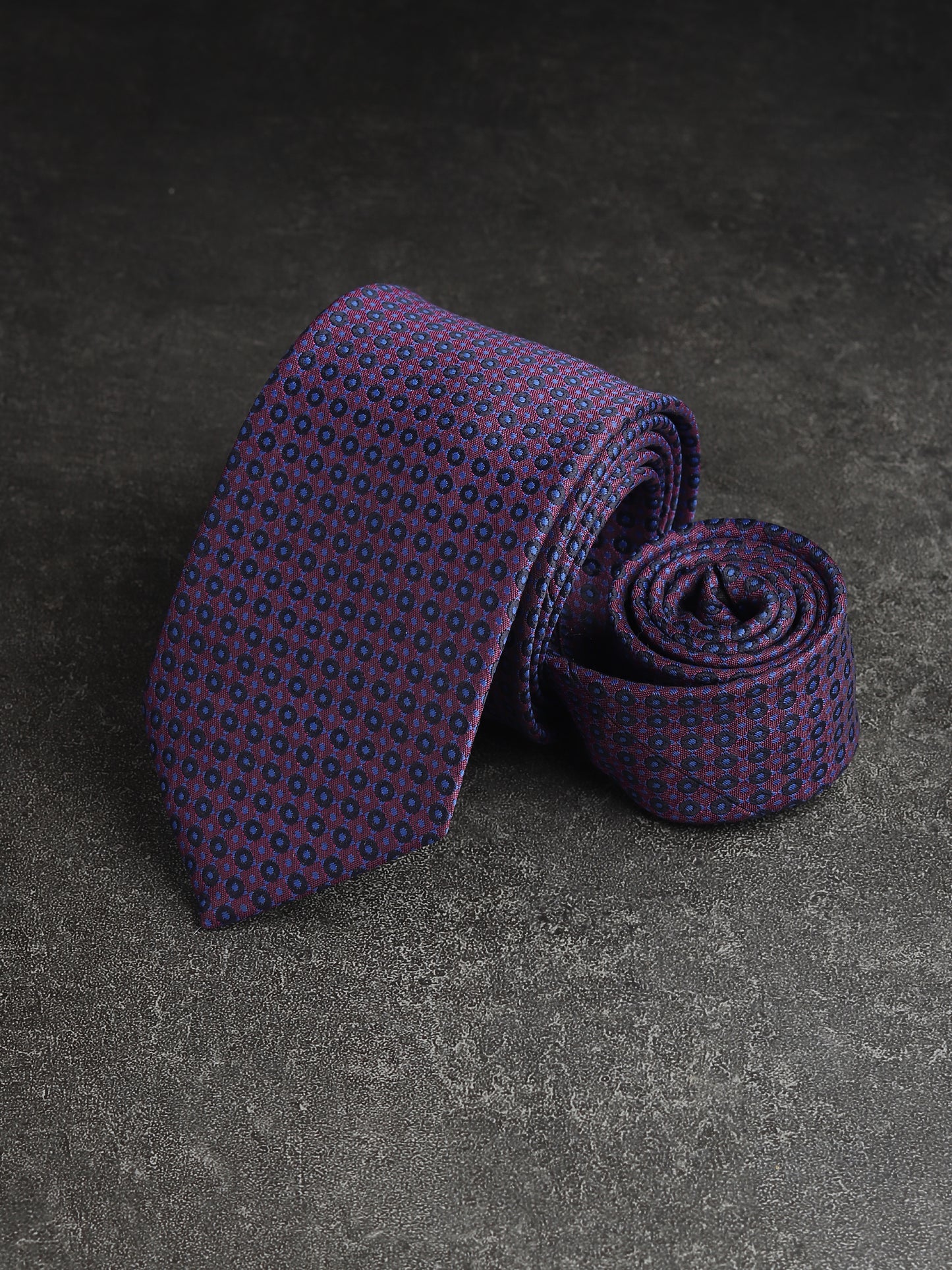 Kanthlangot Purple Geometric Pattern Necktie