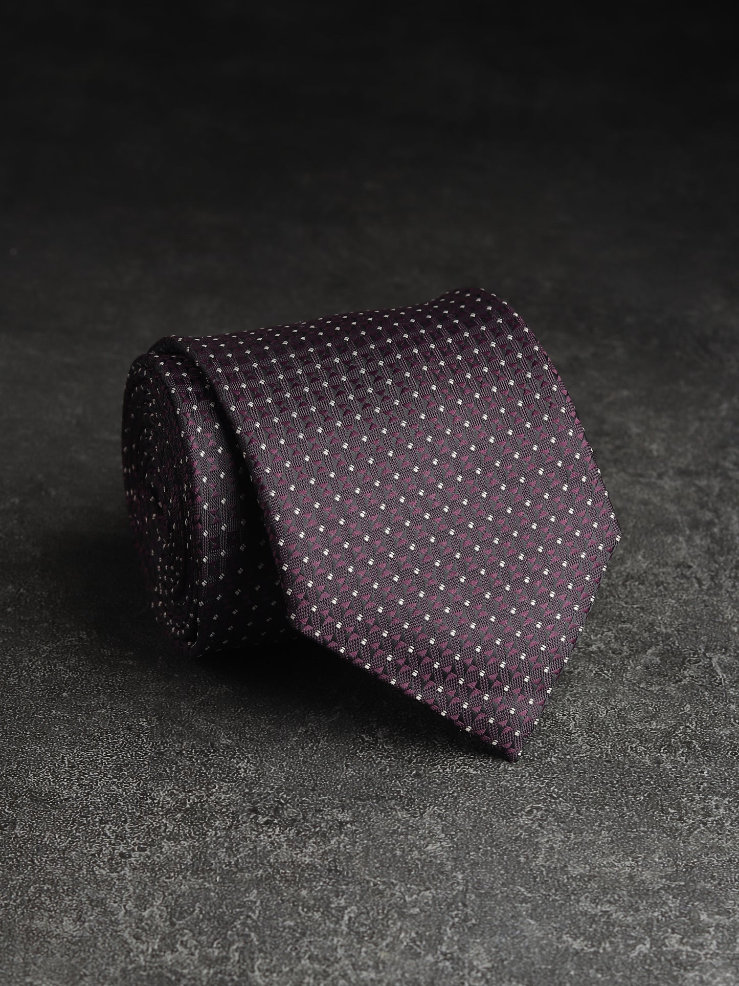 Kanthlangot Classic Geometric Necktie – Deep Purple & Silver