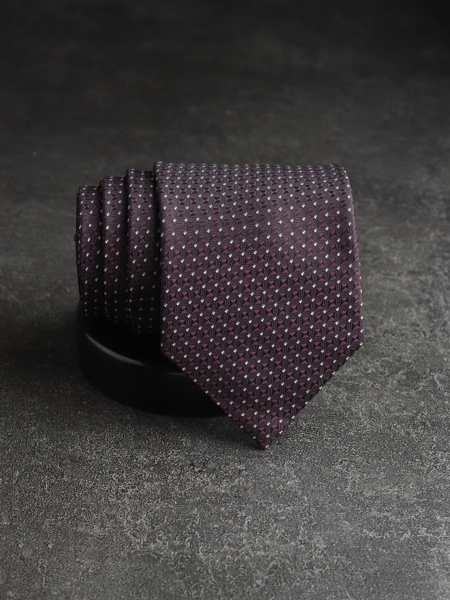 Kanthlangot Classic Geometric Necktie – Deep Purple & Silver