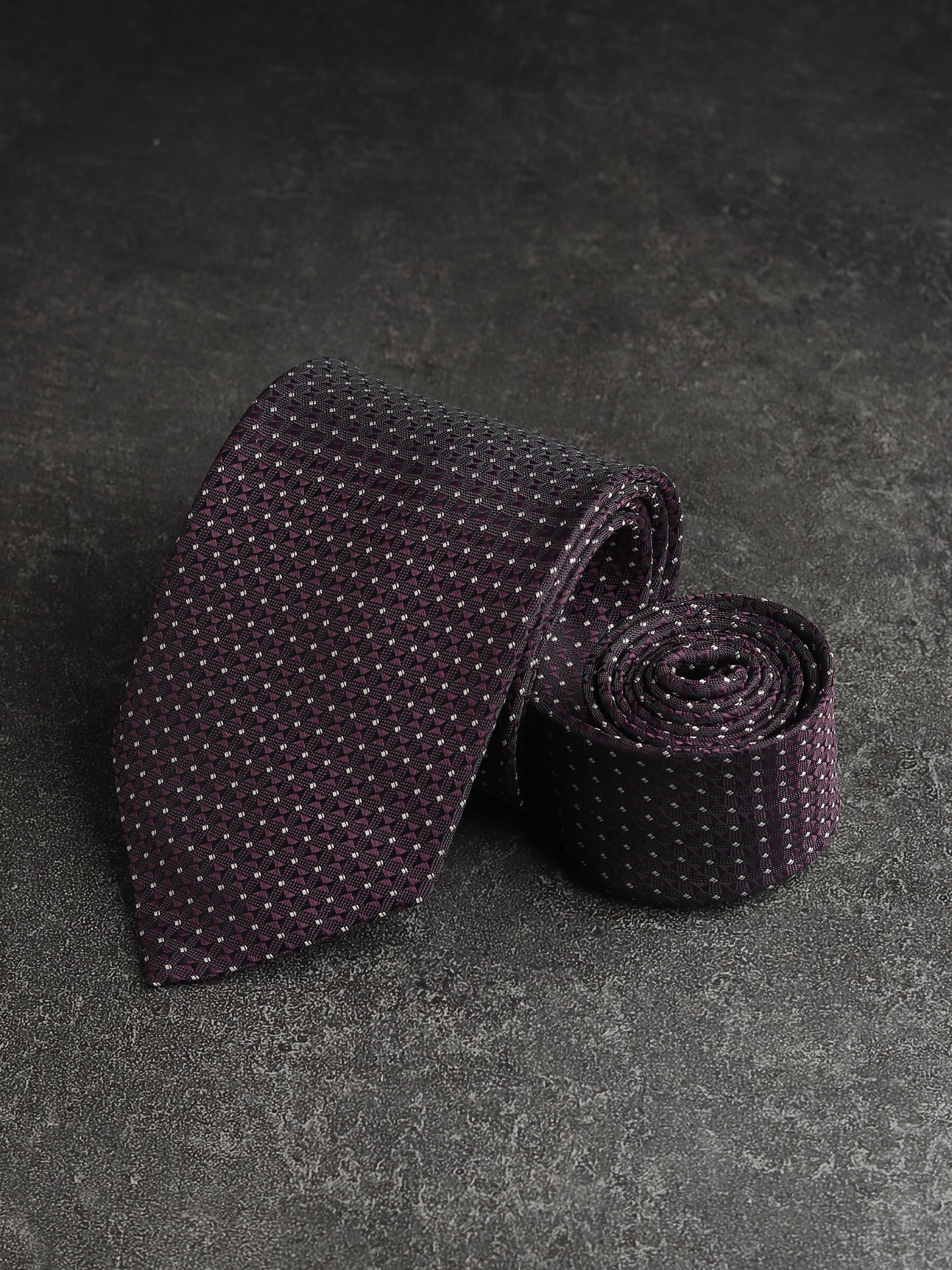 Kanthlangot Classic Geometric Necktie – Deep Purple & Silver