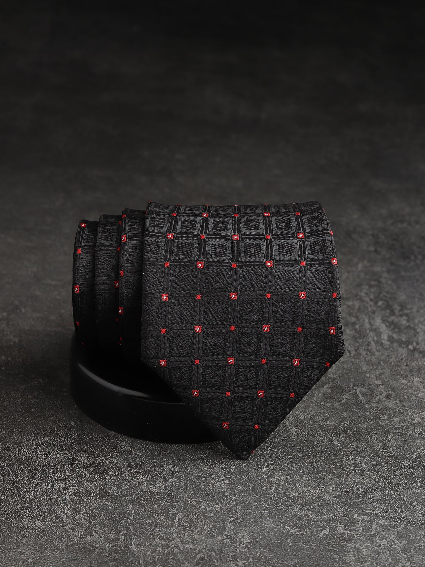 Kanthlangot Black Grid Pattern Necktie