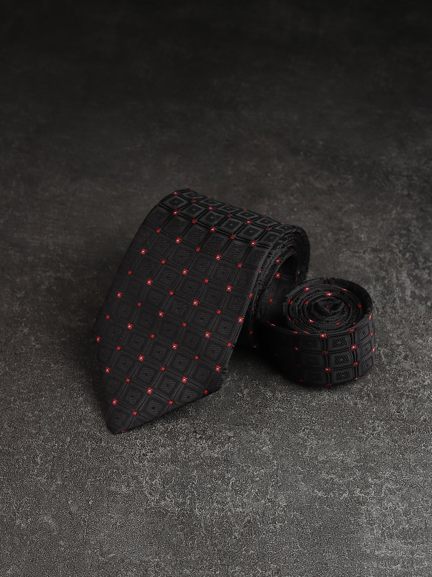 Kanthlangot Black Grid Pattern Necktie