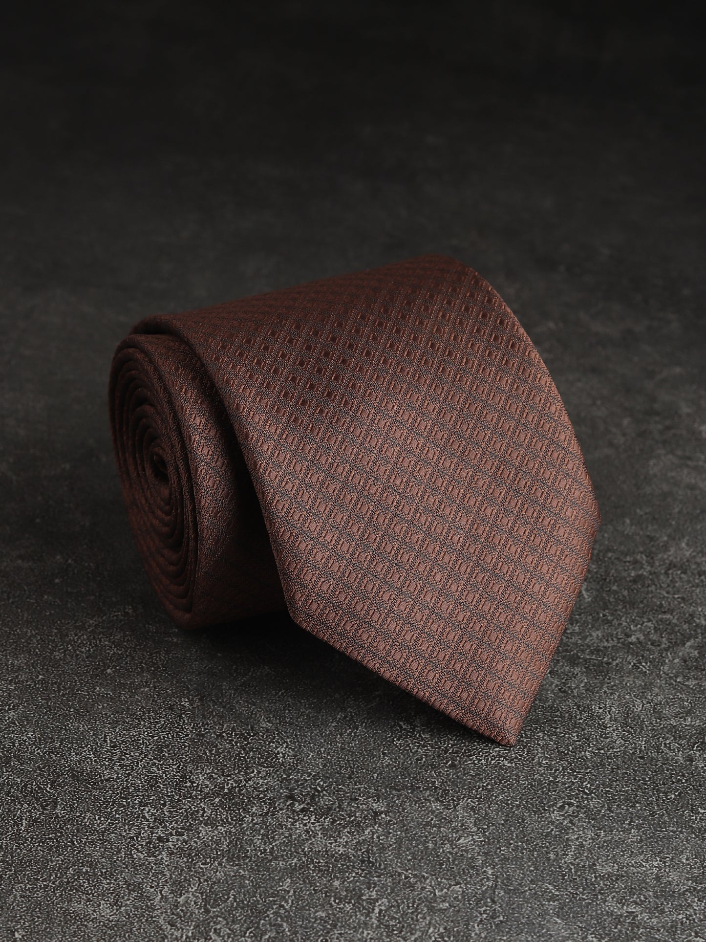 Kanthlangot Brown Textured Woven Necktie
