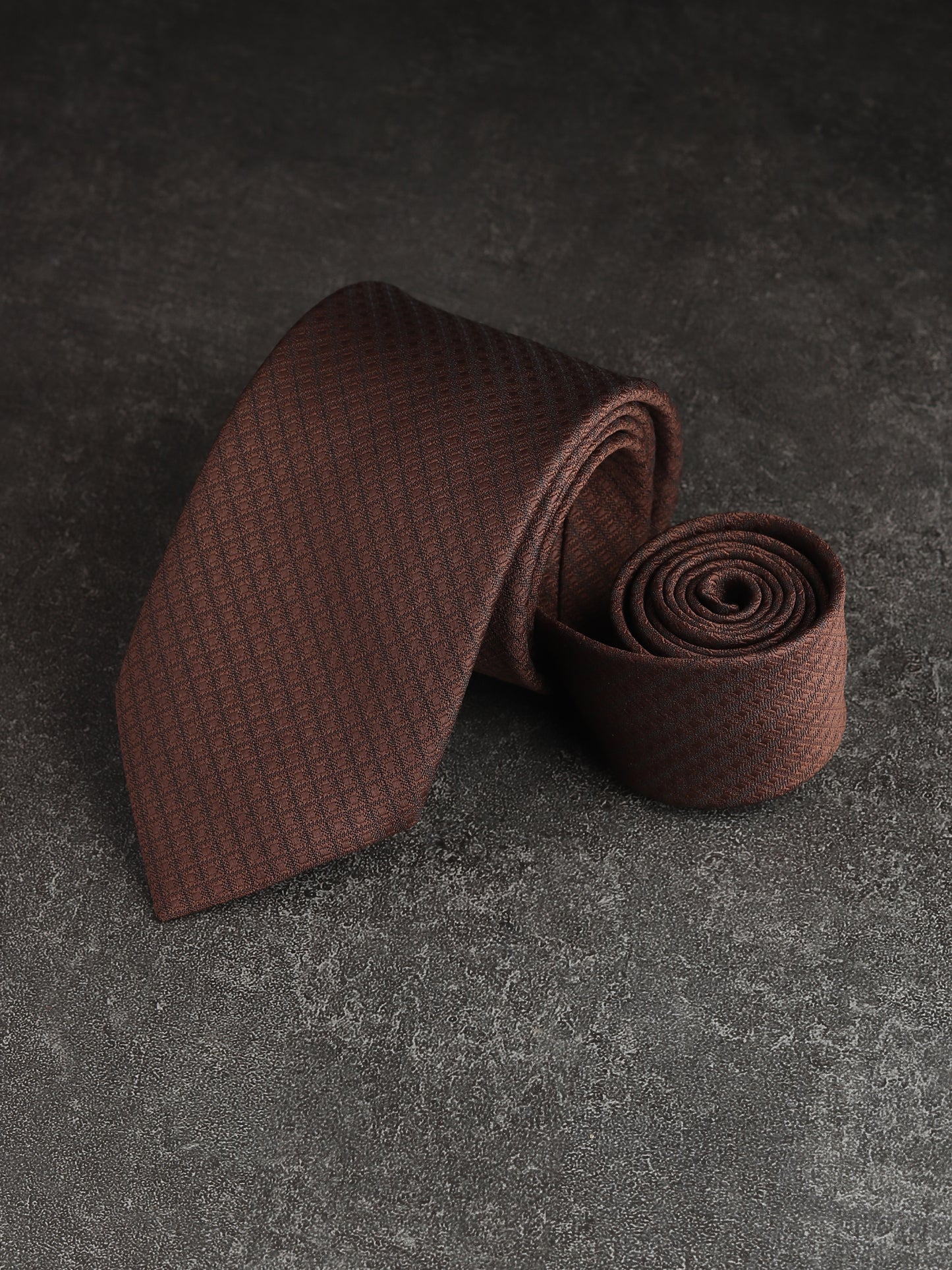 Kanthlangot Brown Textured Woven Necktie