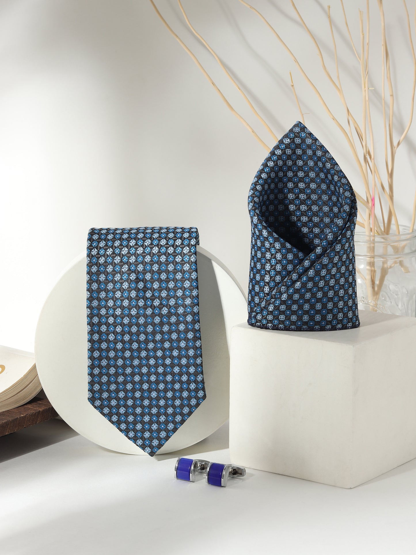 Elegant navy tie set with royal blue barrel cufflinks. A signature Kanthlangot pick for modern Indian men who dress sharp for every occasion.