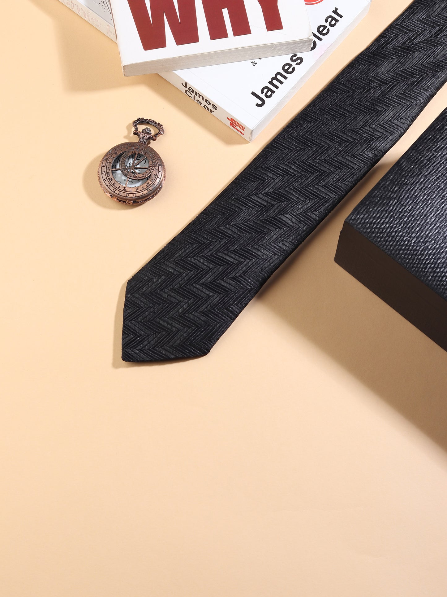 Kanthlangot Black Chevron Pattern Men’s Necktie – Sleek & Sophisticated