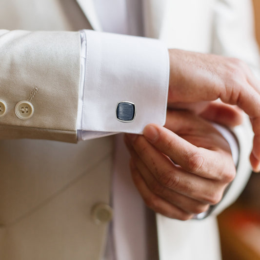 Kanthlangot Mens Gray Curved Square Cufflinks